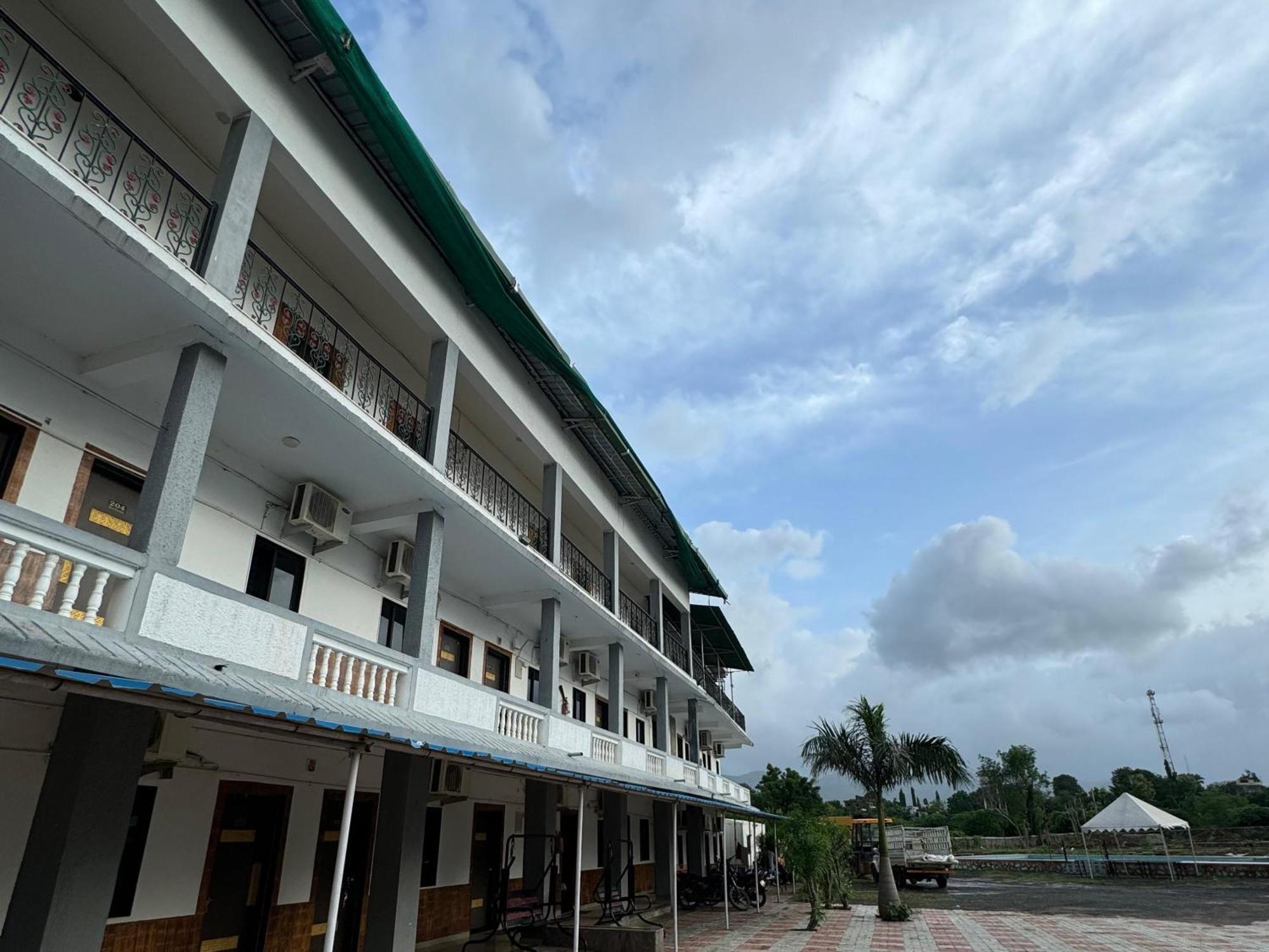 Vasant Vihar Resort Kevadia المظهر الخارجي الصورة
